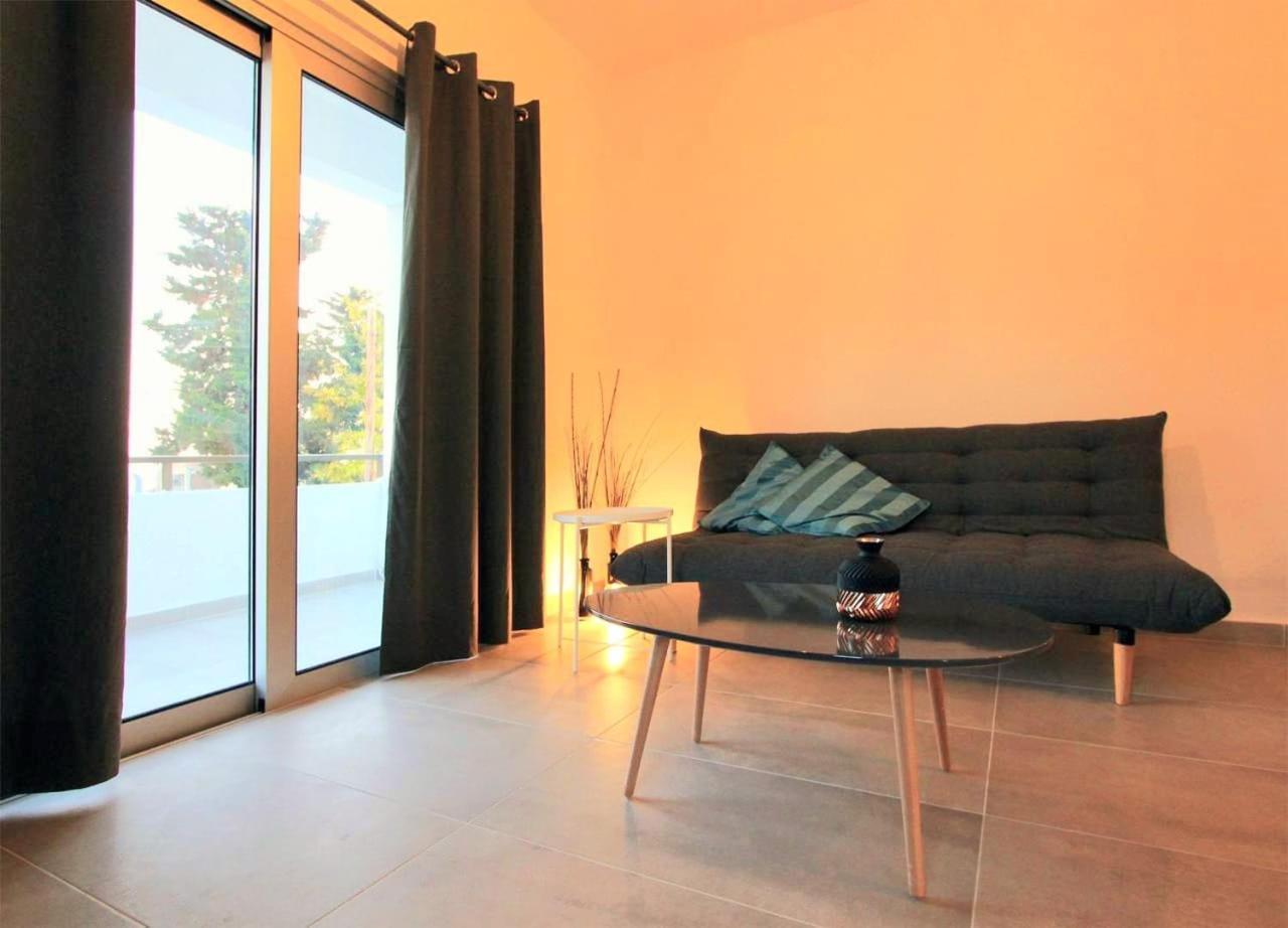 Papadavid Apartments Paphos Esterno foto