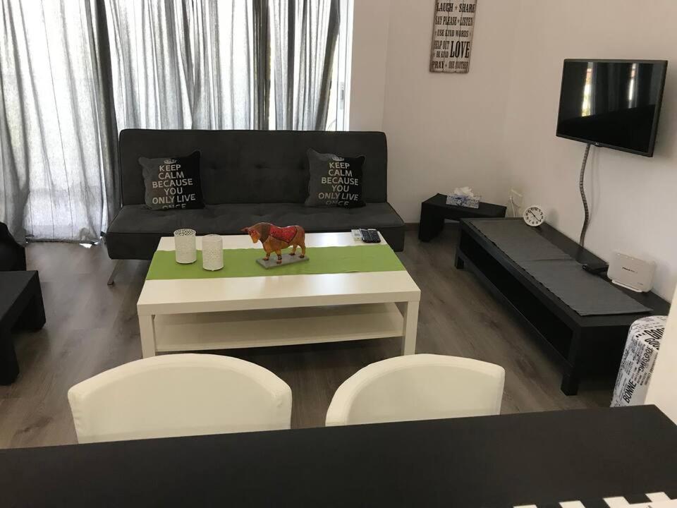 Papadavid Apartments Paphos Esterno foto