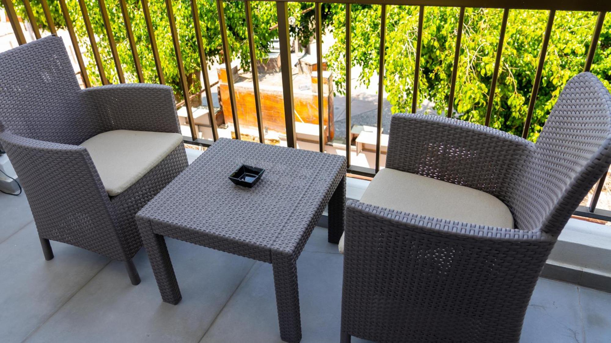 Papadavid Apartments Paphos Esterno foto